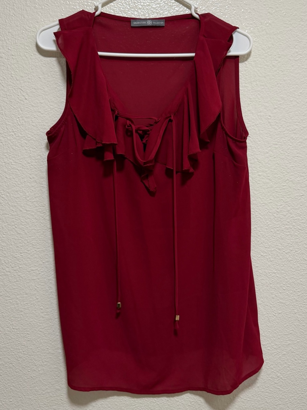 signature collection women’s burgundy tank top blouse